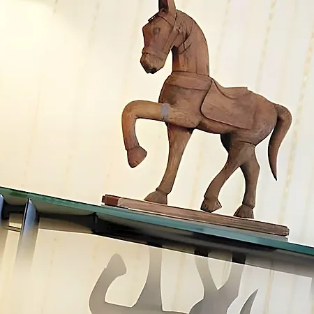 Patio De L'intendance Ξενοδοχείο